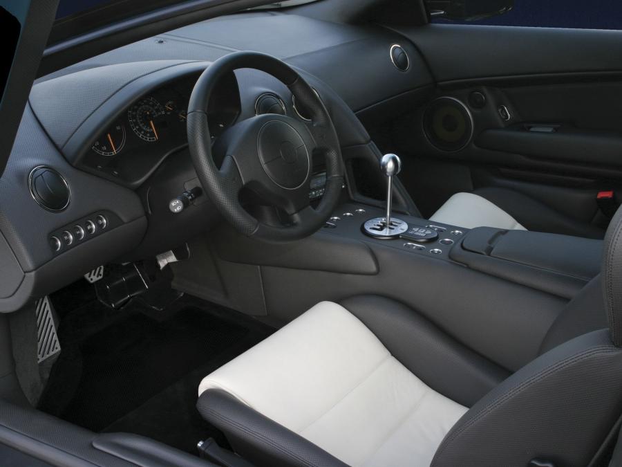  Lamborghini Murcielago 2001 года  (фото 24 из 30)